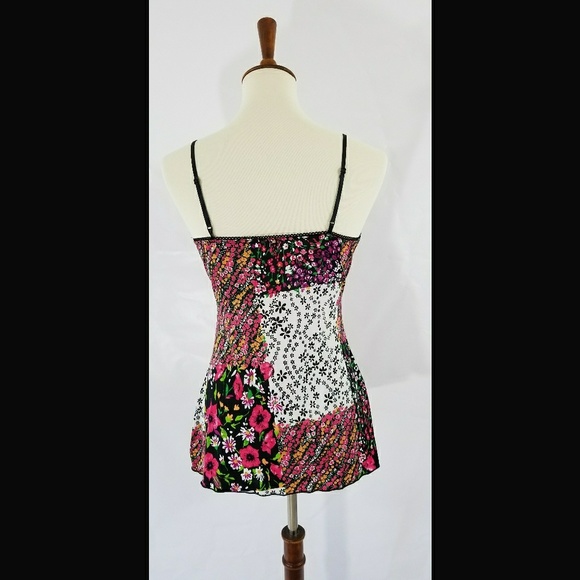 Floral tank top - Picture 2 of 2